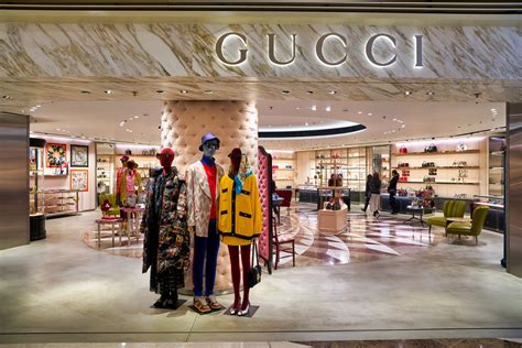 Gucci store online